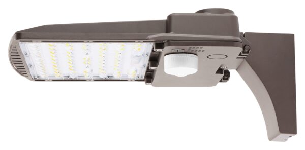 RLD LED Parking Lot Light 100 Watts Straight Arm